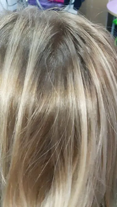 Trizelia Peluqueras Unisex