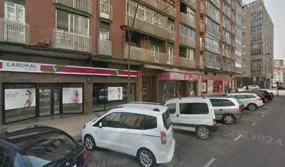 U.mi Nail Salón
