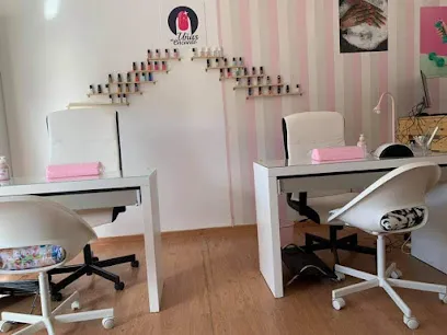 Uñas de encanto