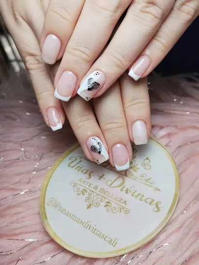 Uñas + Divinas