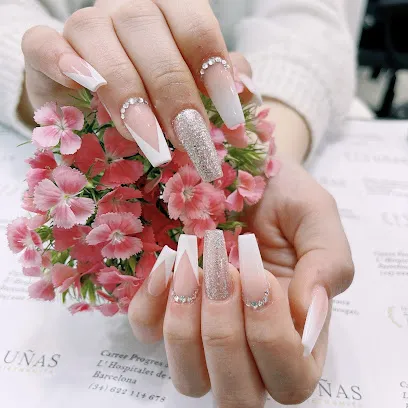 Uñas VIETNAMITAS