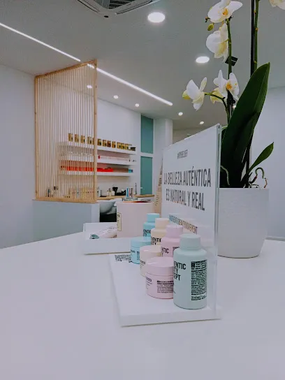 URBAN 23 Hair Salón