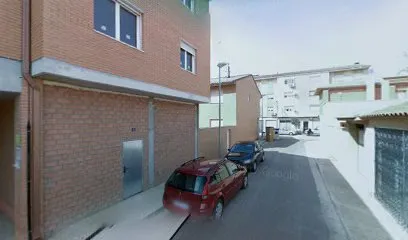V M