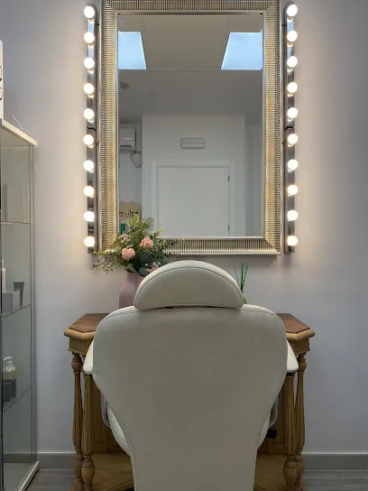 VANITY CENTER