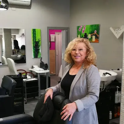 VANITY HAIR. PELUQUERIA TORREDEMBARRA