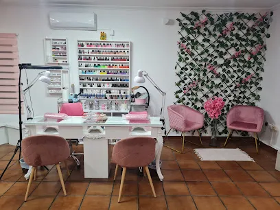 Vero Nails