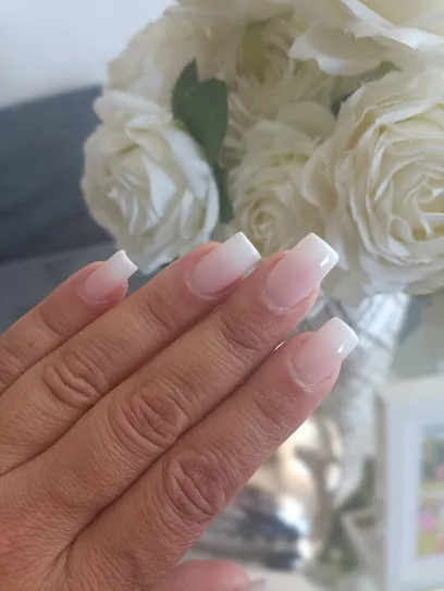 Verónica | Centro de uñas y Estética