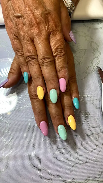Viet Nails
