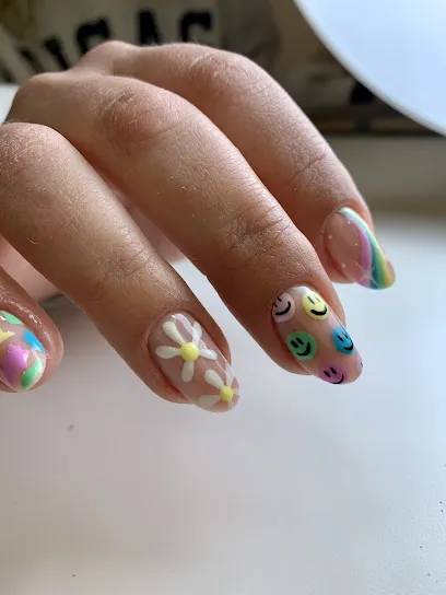 V&N Nails