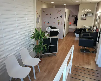 WELCOME PELUQUERIA y MICROPIGMENTACIÓN