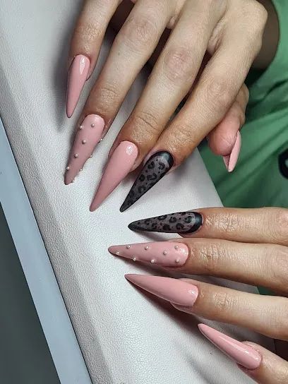 YairyNailsBar