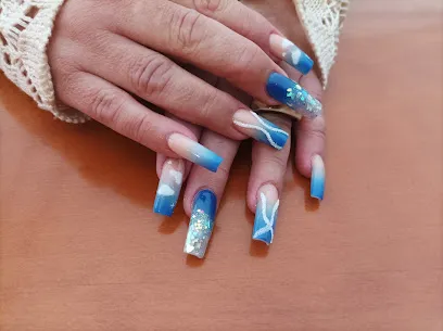 Yane Nails cubita