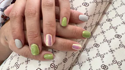 Yang Nails Uñas