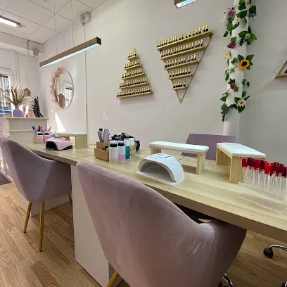 Yuyu Nails