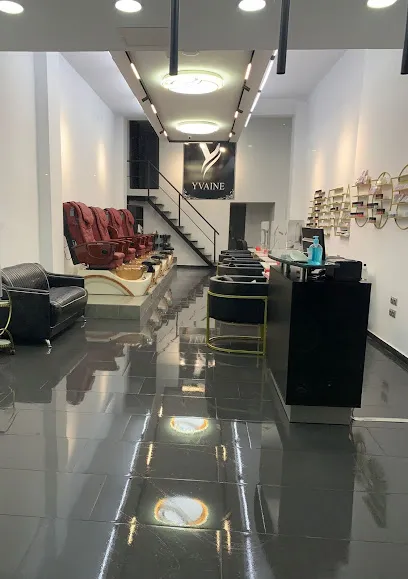 Yvaine Peluqueria y Estética